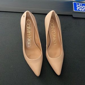 Nude Pumps Calvin Klein
